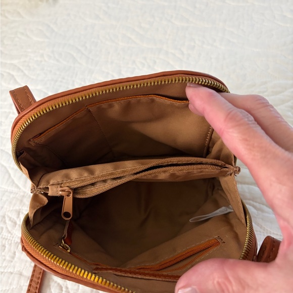 HOBO Rich Brown Leather Crossbody Bag - Picture 2 of 6